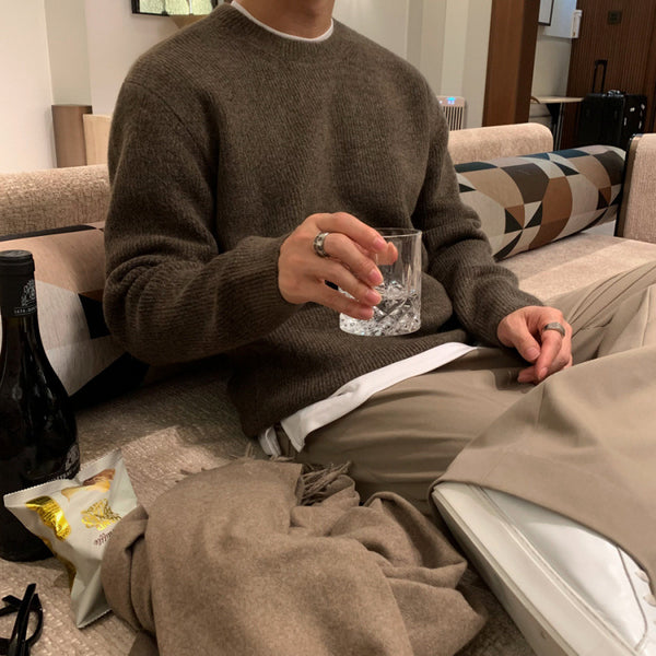 Round Neck Sweater Loose And Simple Pullover Men